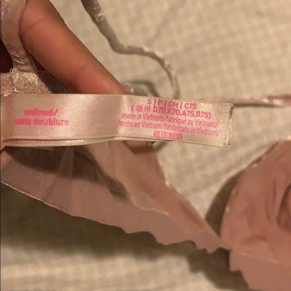 Vitoria secret bralette - Picture 4 of 4